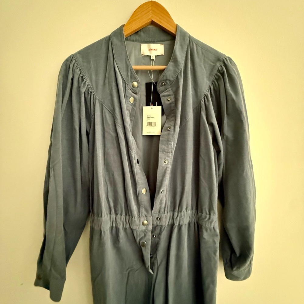 XiRENA Gray Button-Down Jumpsuit